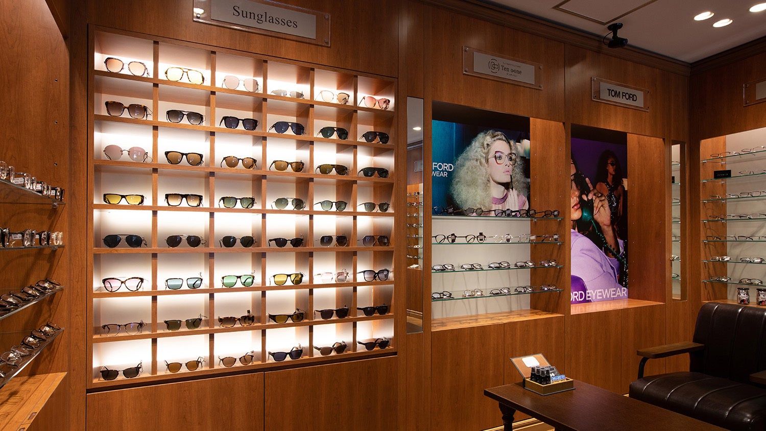 メガネのセレクトショップ「テンオーワン中目黒店」に『TOM FORD