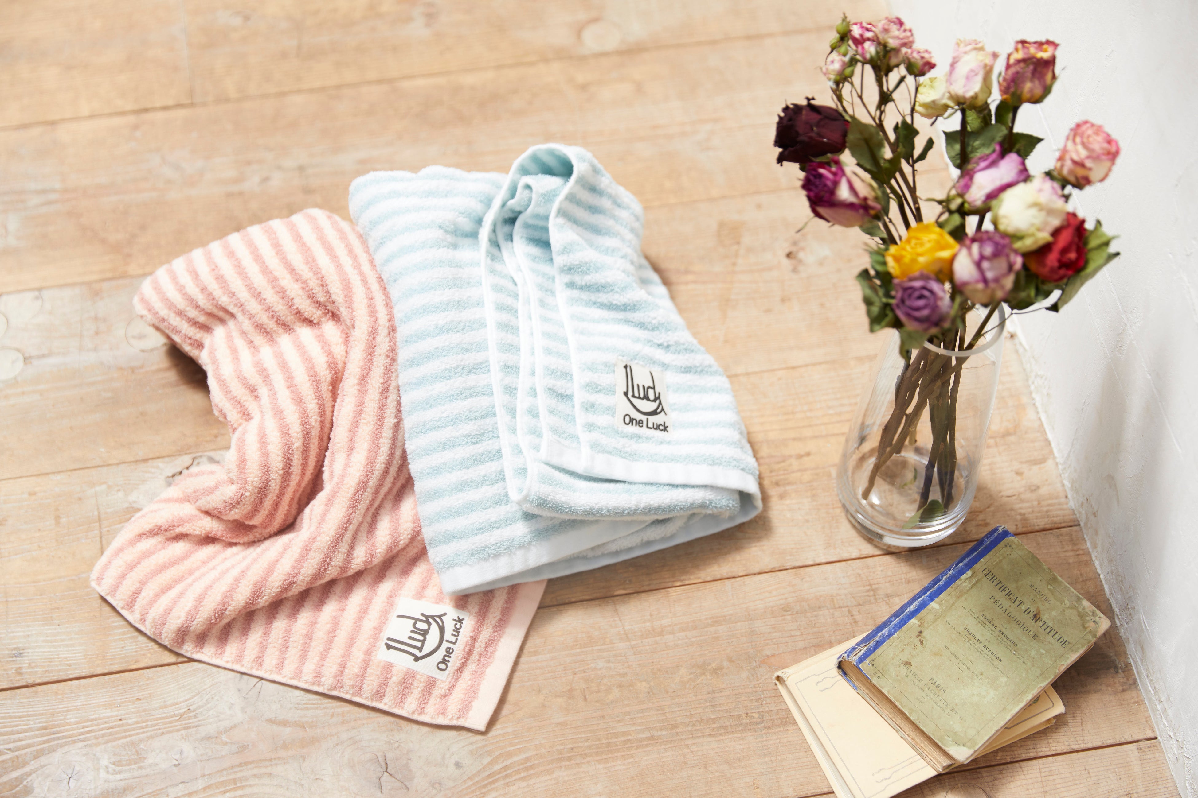 ギフトとして人気のある和紙素材タオル