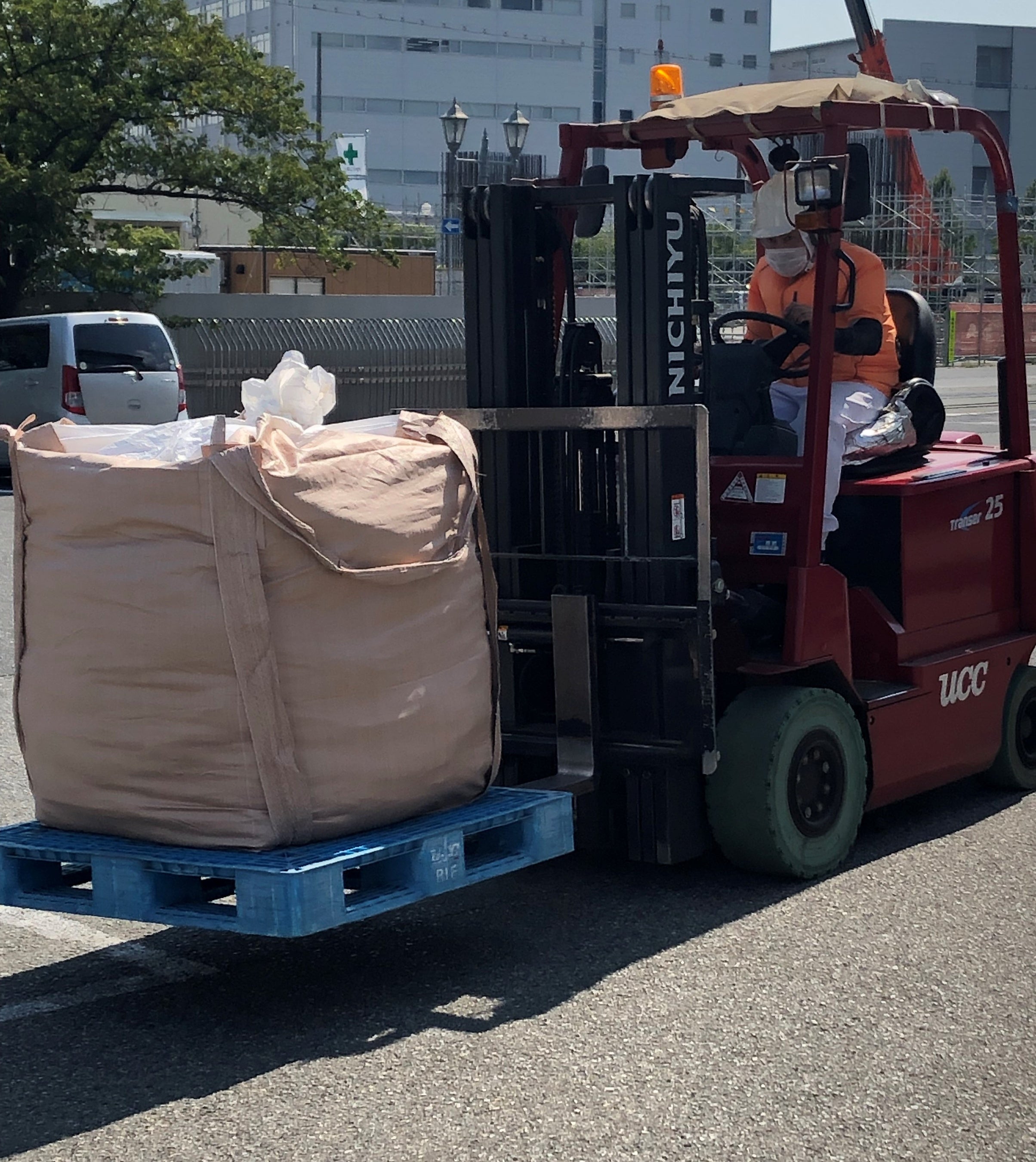 UCC六甲アイランド工場出荷時の様子