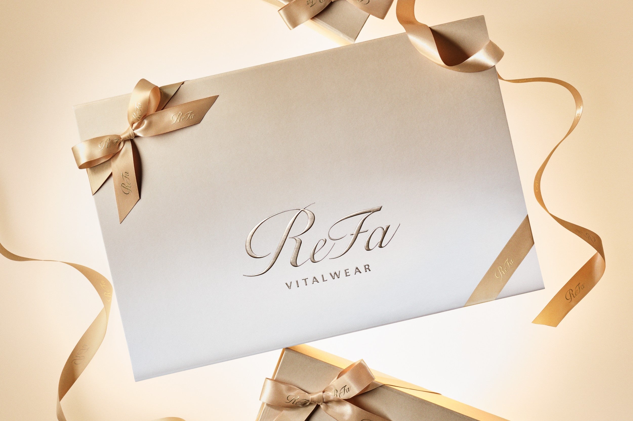 「ReFa VITALWEAR（リファ バイタルウェア）」ブランド誕生から1周年。アニバーサリーとホリデーシーズンに合わせたギフトキャンペーンを開催