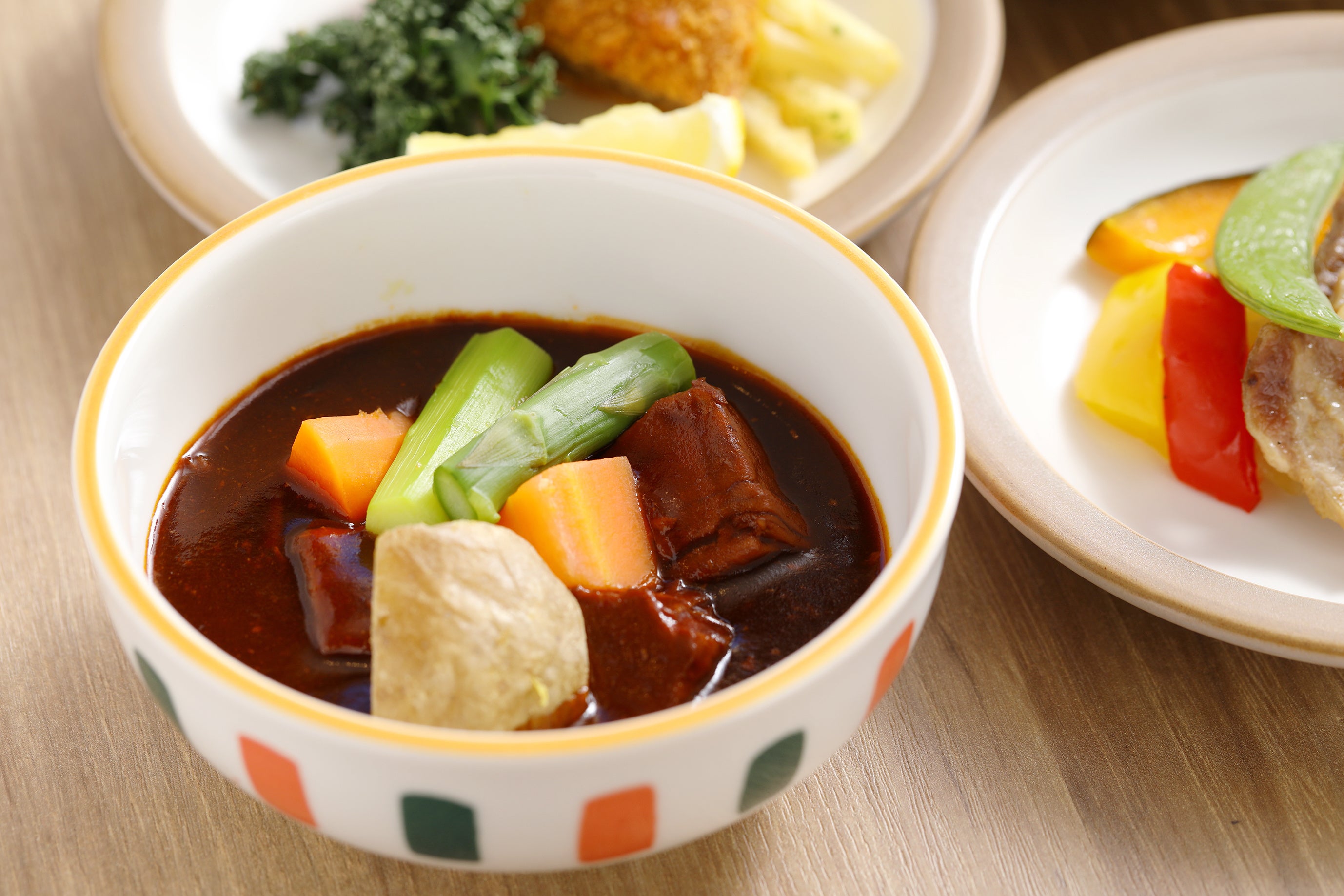 ご当地メニュー「ふじのくにポークシチュー」