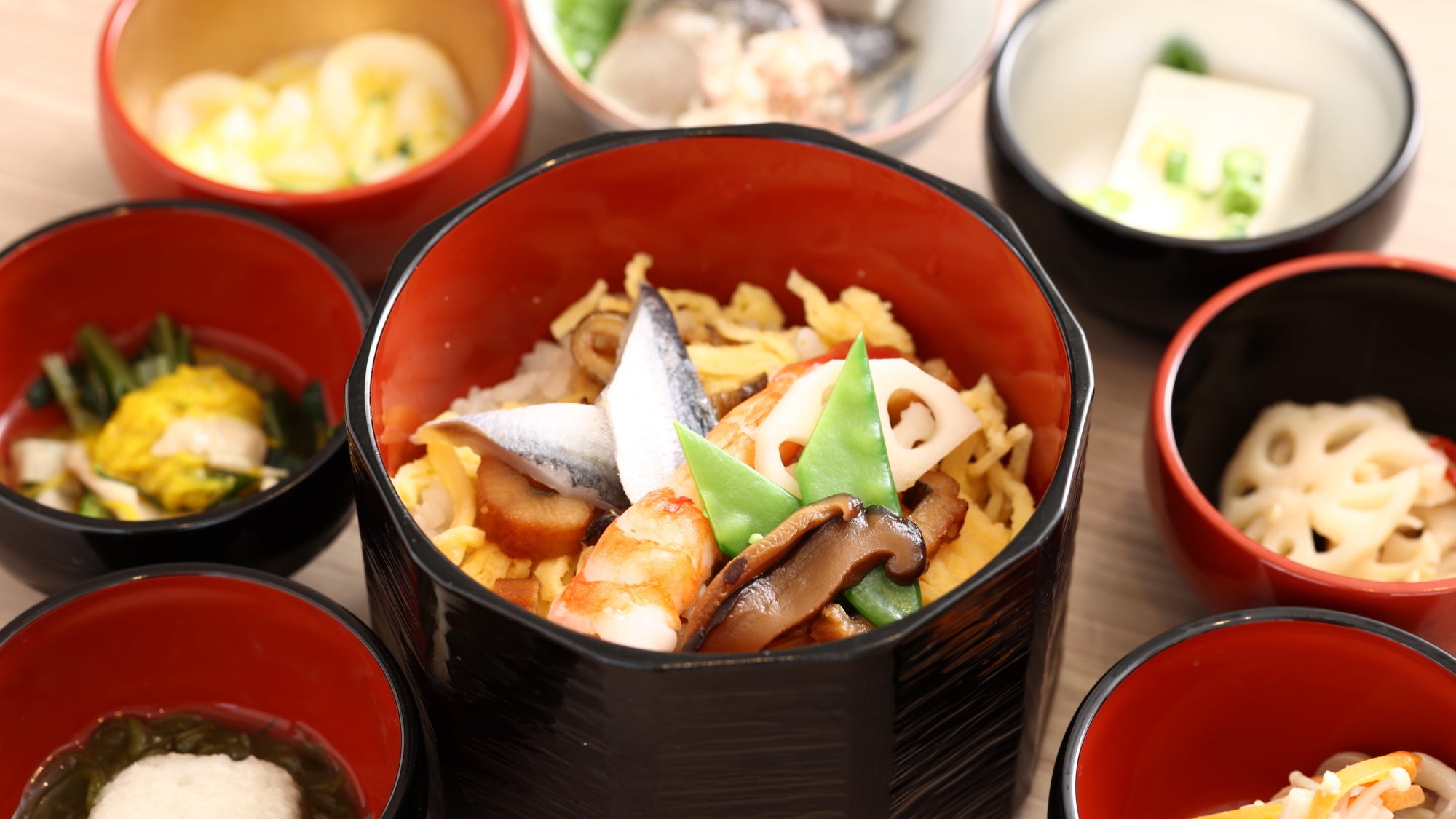 ご当地メニュー（岡山ばら寿司）