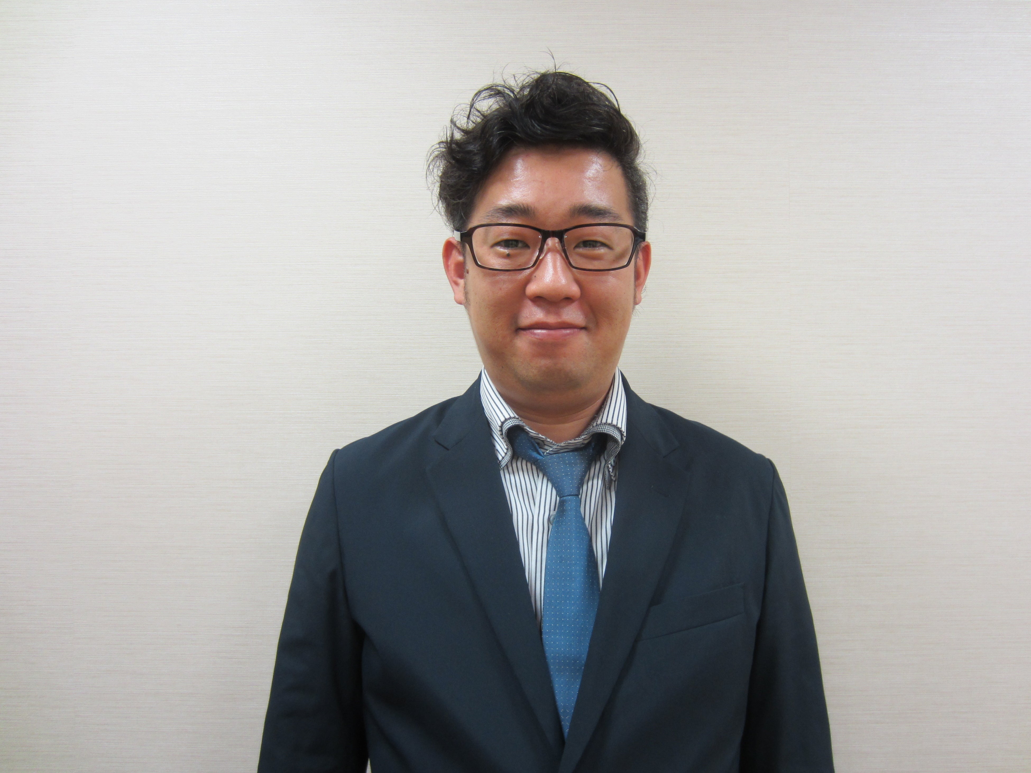 支配人 鈴木 翔