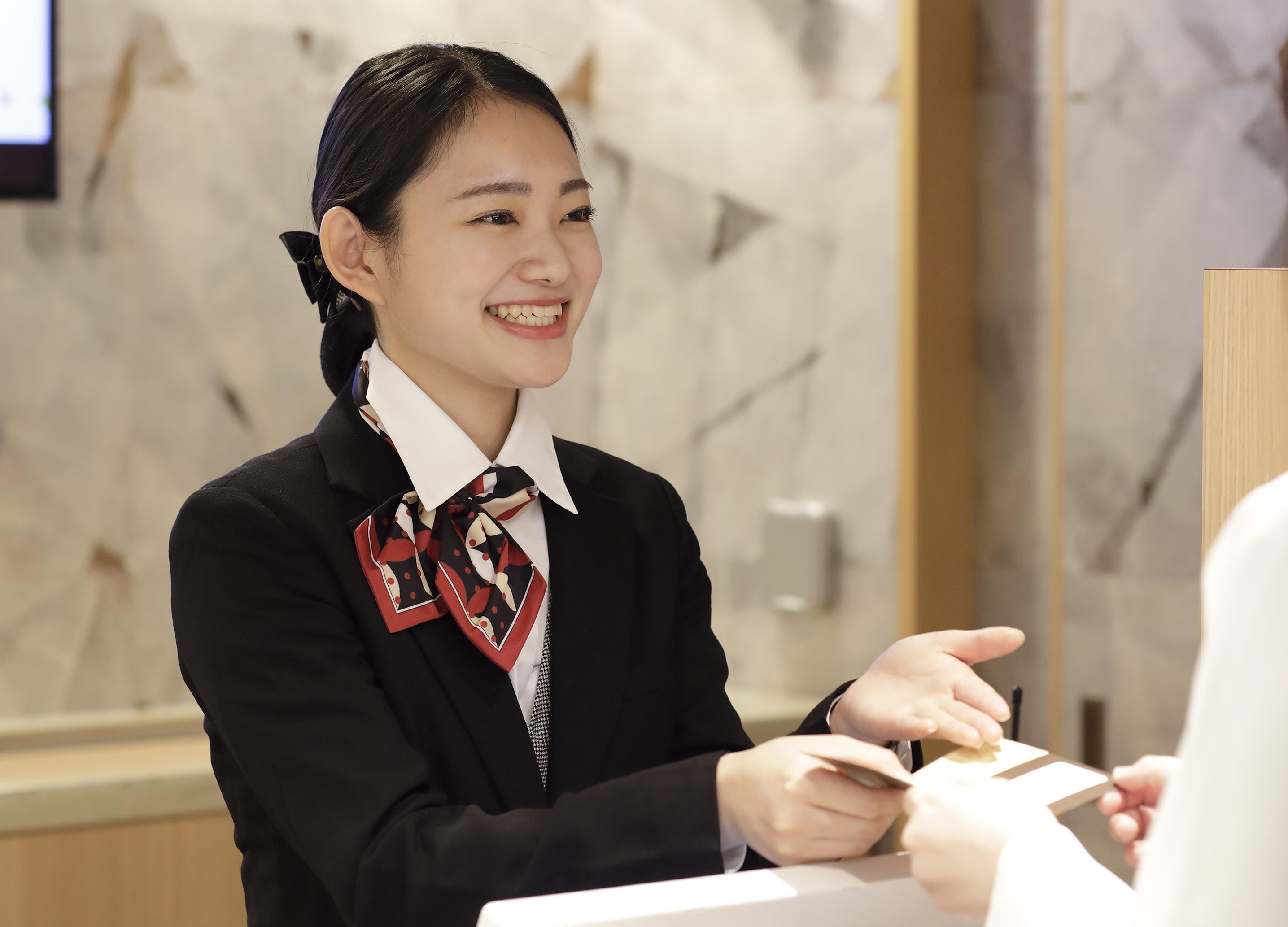 フロント受付対応(イメージ)