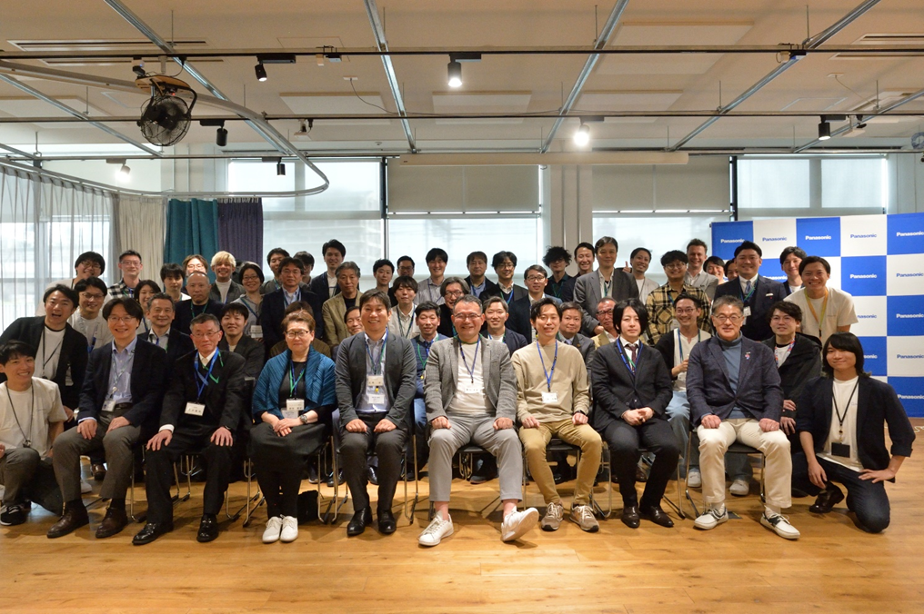 退職者を招待したアルムナイ交流会の様子（2024年3月30日 パナソニック ホールディングス株式会社 構内）