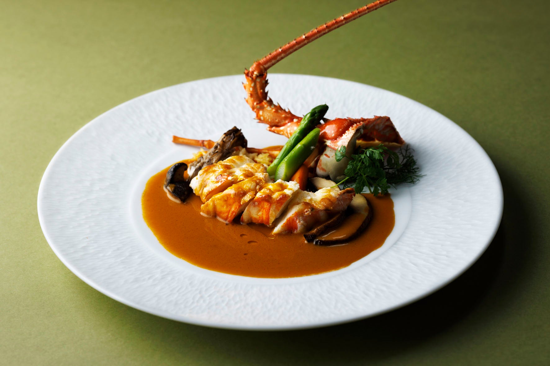 国産伊勢海老のポワレ アメリケーヌソース イメージ