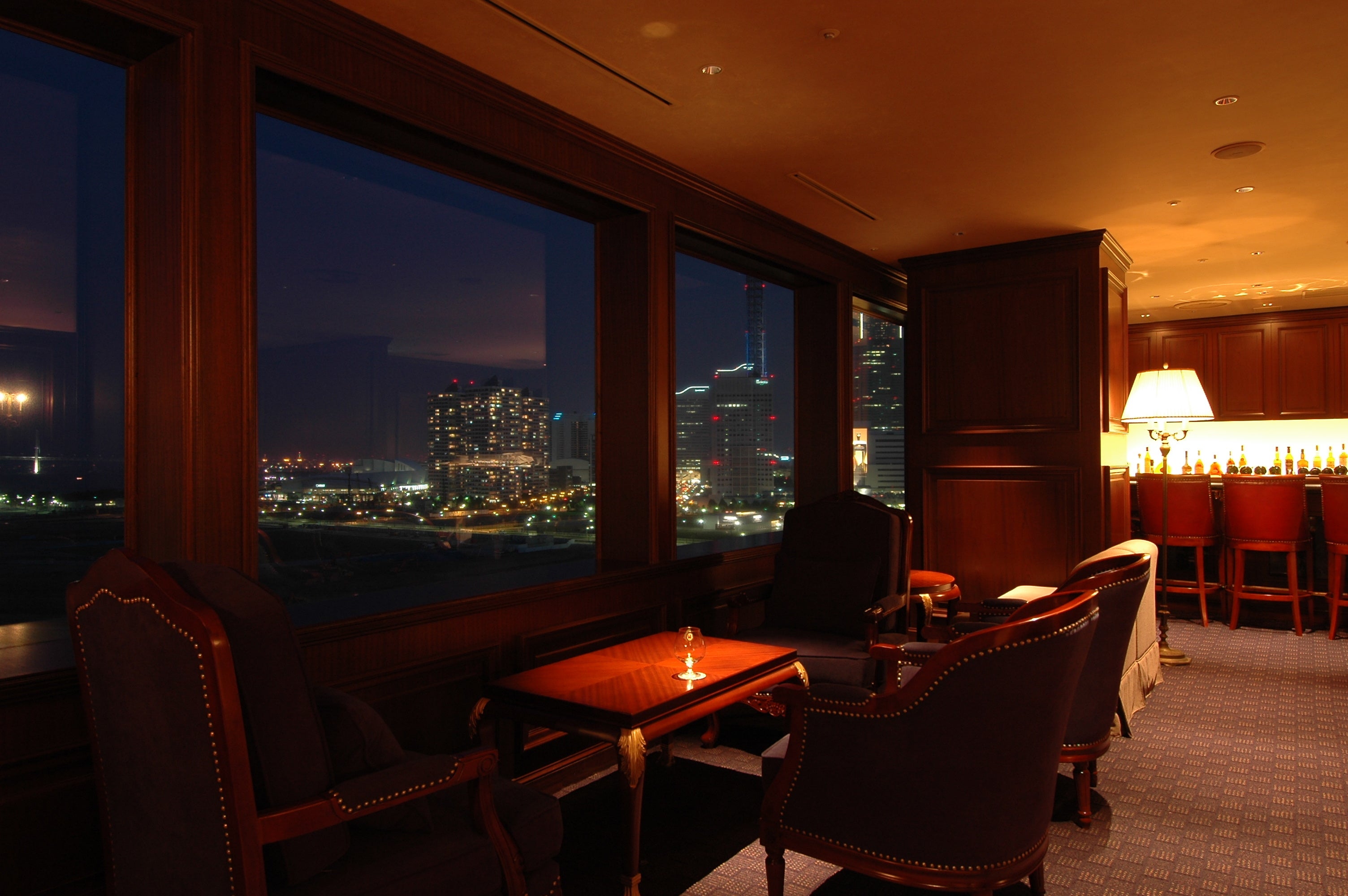 そごう横浜店10階　バーシーガーディアンⅢ