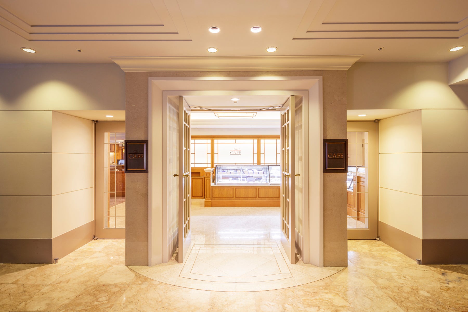 本館１階　コーヒーハウス　ザ・カフェ