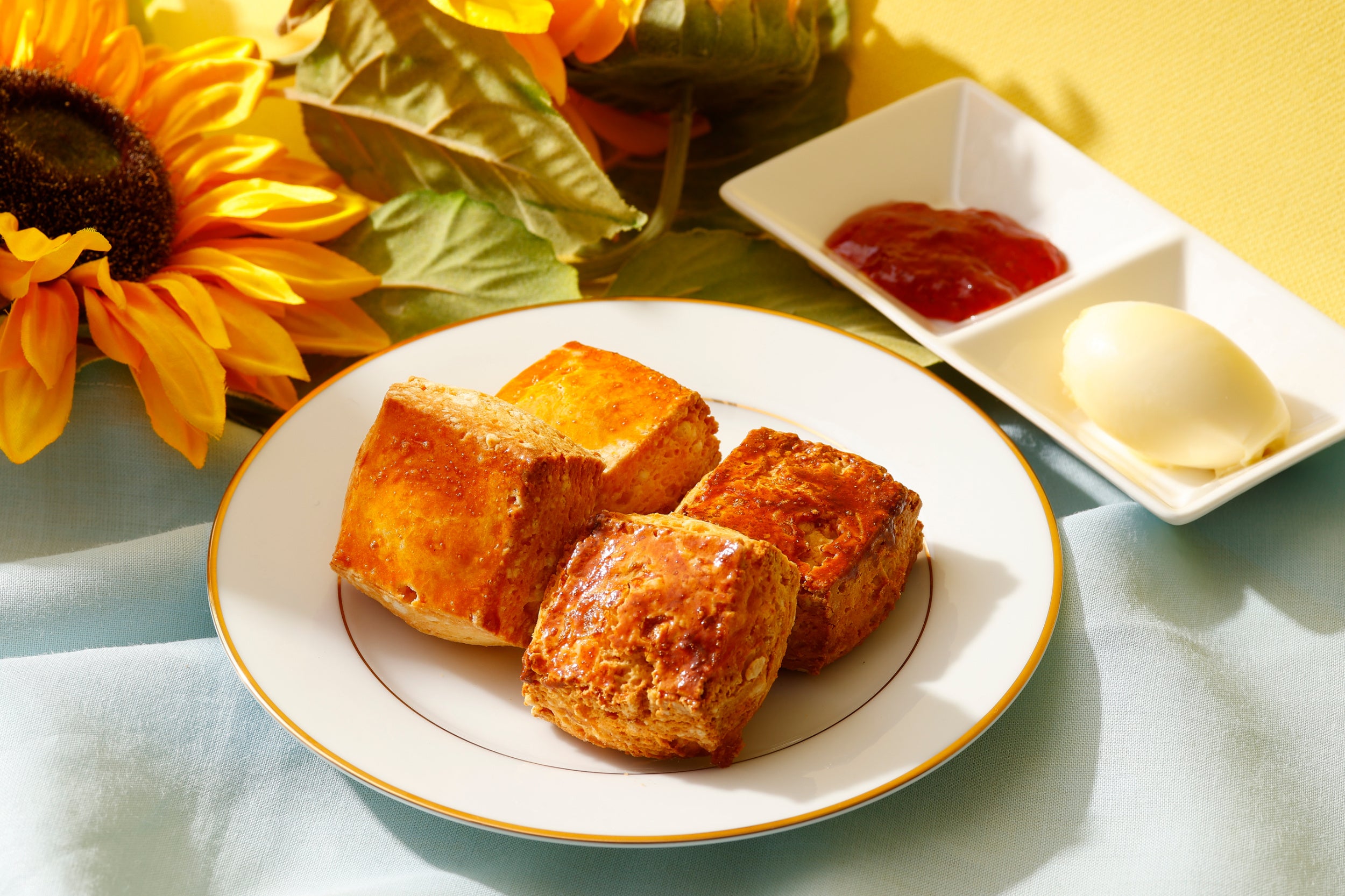 「サマーアフタヌーンティー」スコーン