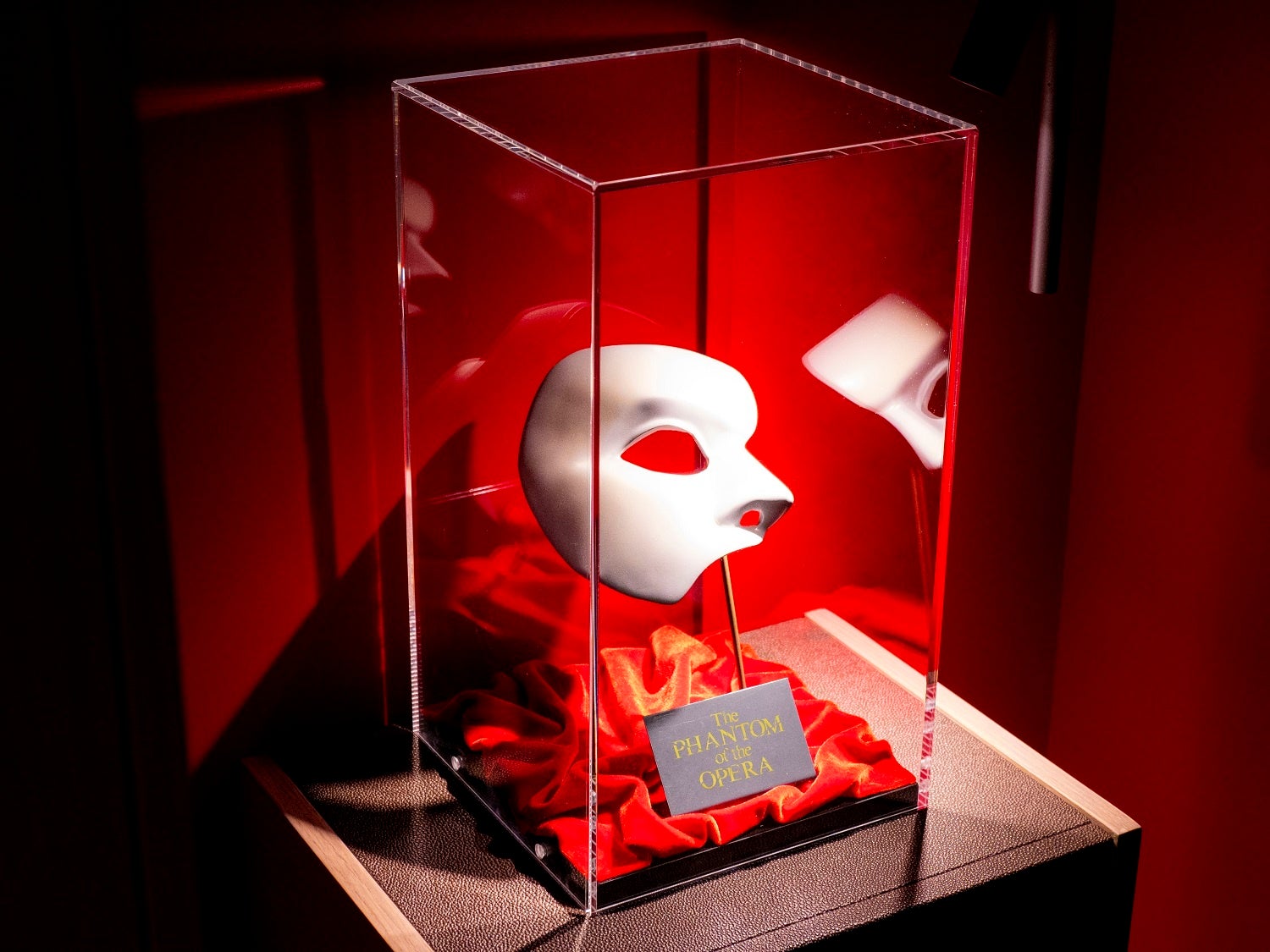 怪人の仮面の展示