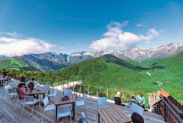 信州リゾートを体験できる展示コーナーあり。