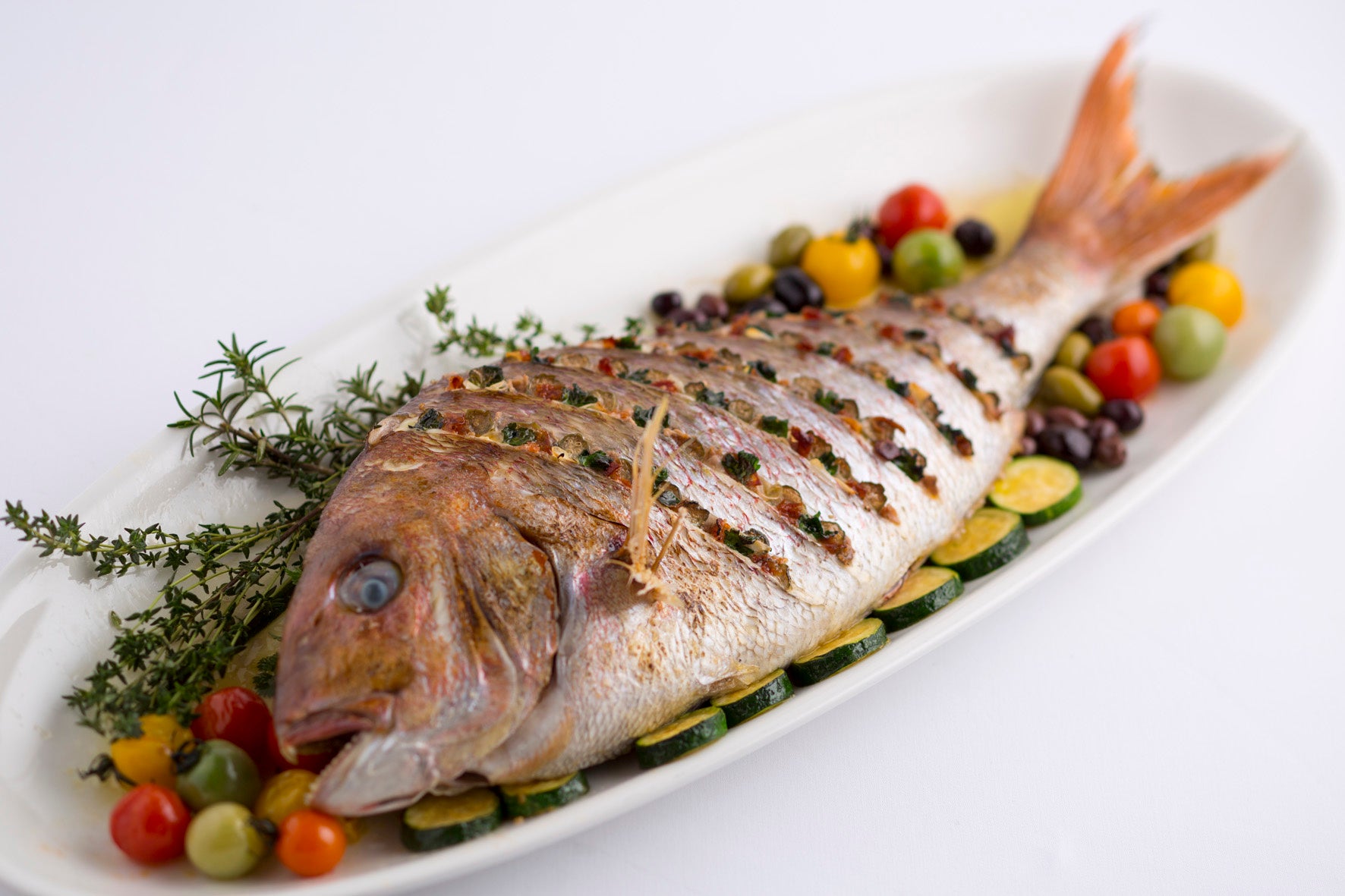 コース「寿」 天然真鯛の丸ごとロースト イメージ