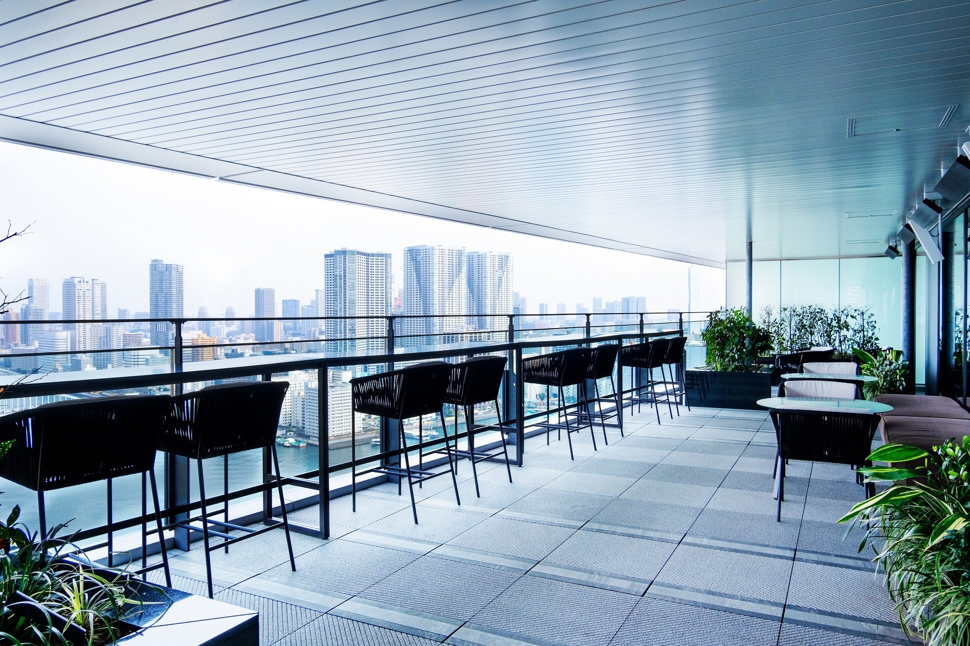 クラブメズム　テラス