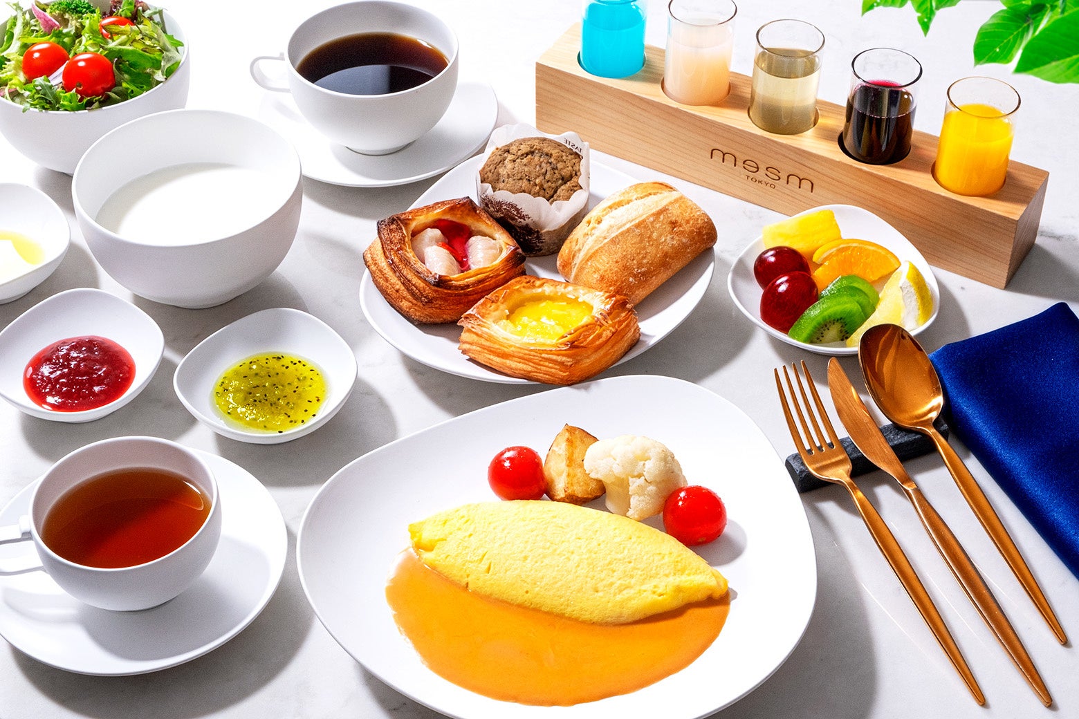 『メズム・ブレックファスト』オムレツ＆コンソメスープ