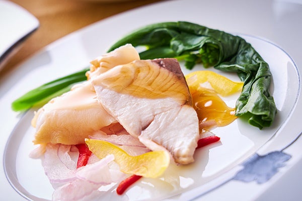 魚介二種の湯引き 青野菜添え