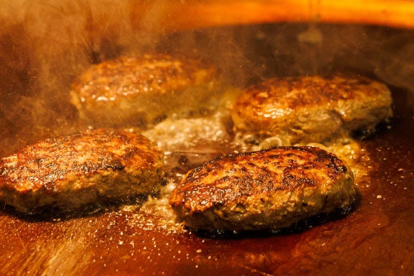 土佐あかうしのハンバーグステーキ