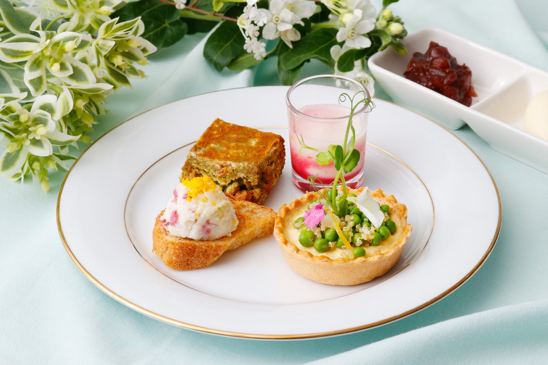 春のアフタヌーンティー（セイボリー／下段）