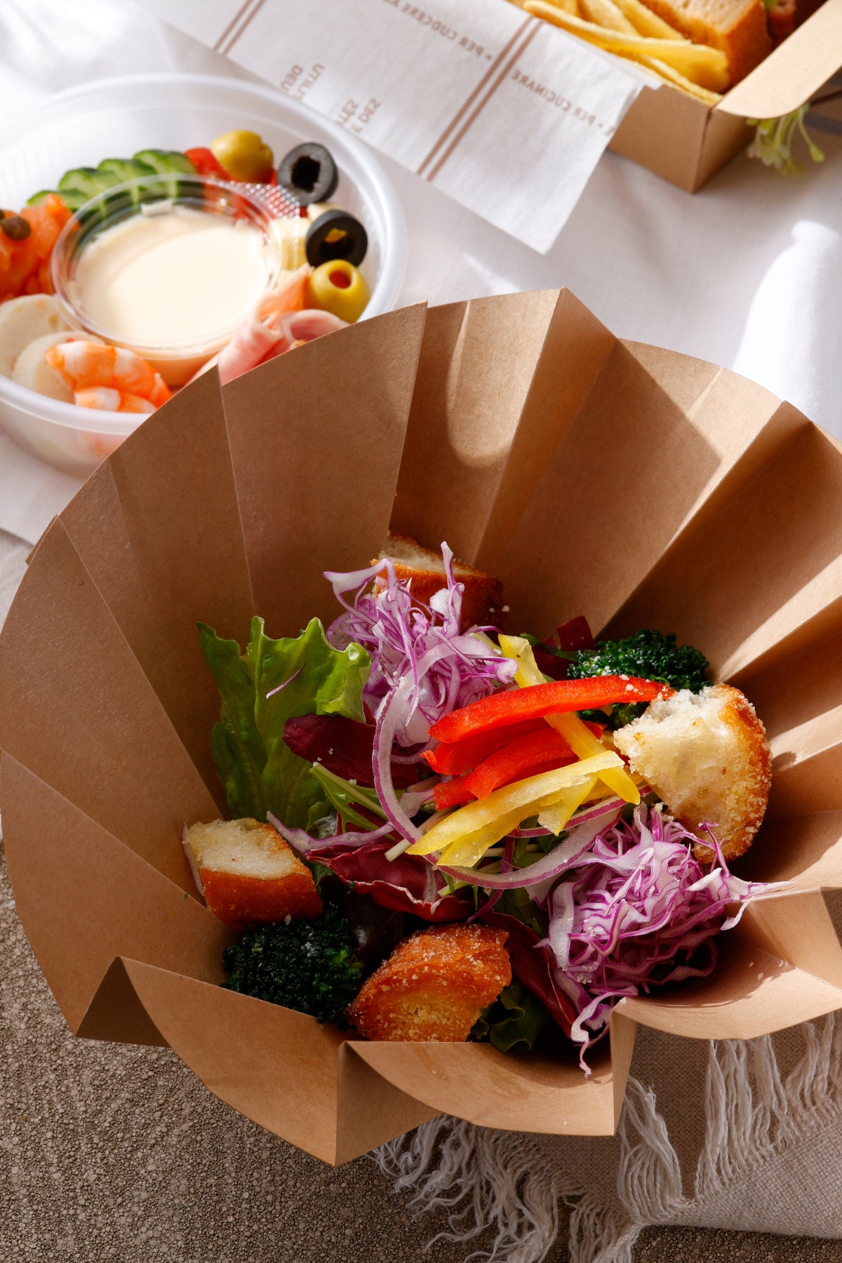 シェフのごちそうサラダランチ