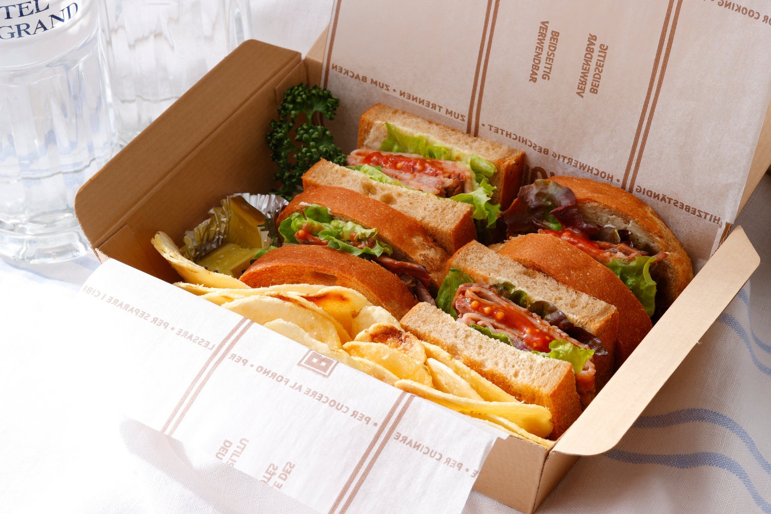 国産牛のローストビーフサンドウィッチ