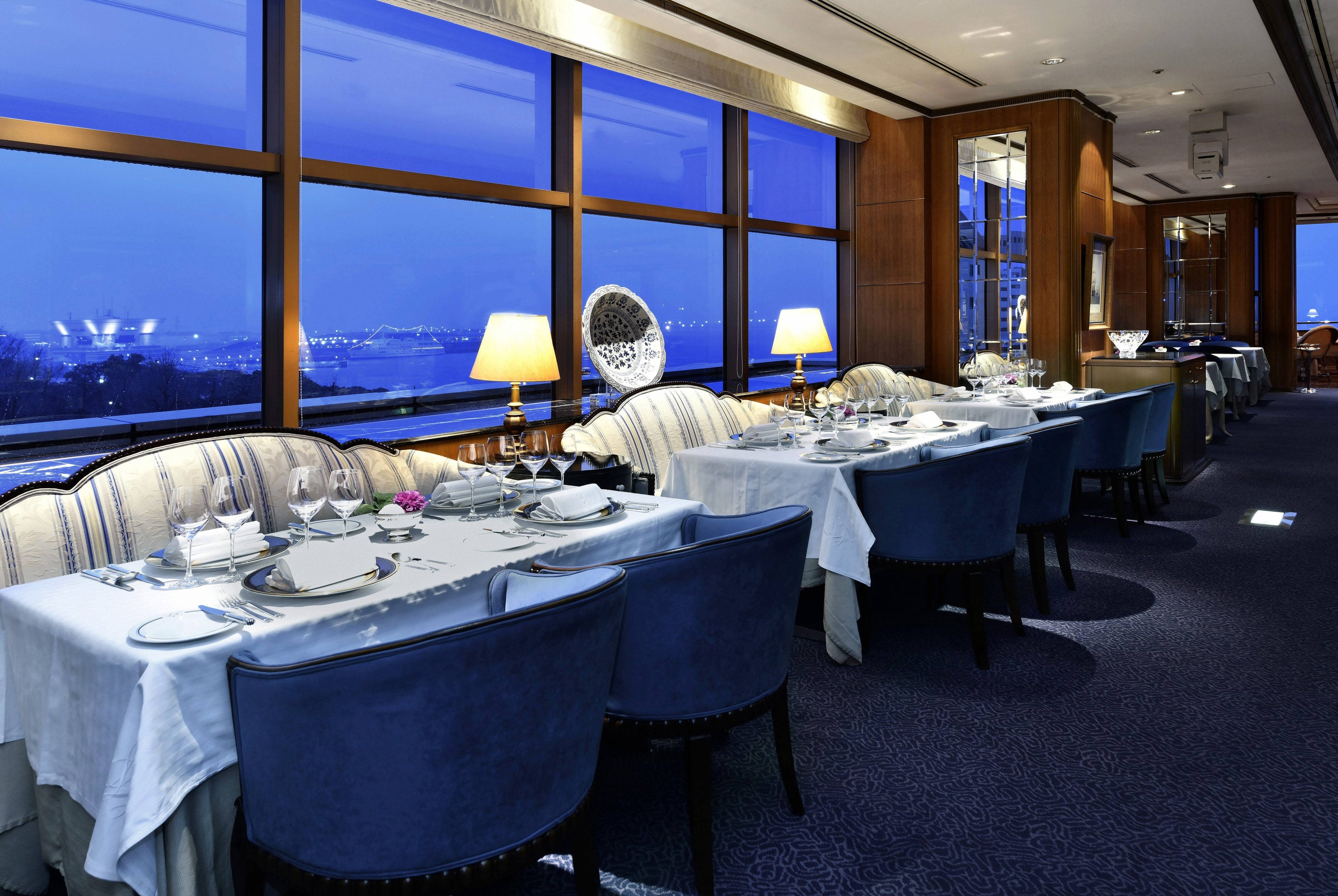 タワー館5階パノラミックレストラン ル・ノルマンディ