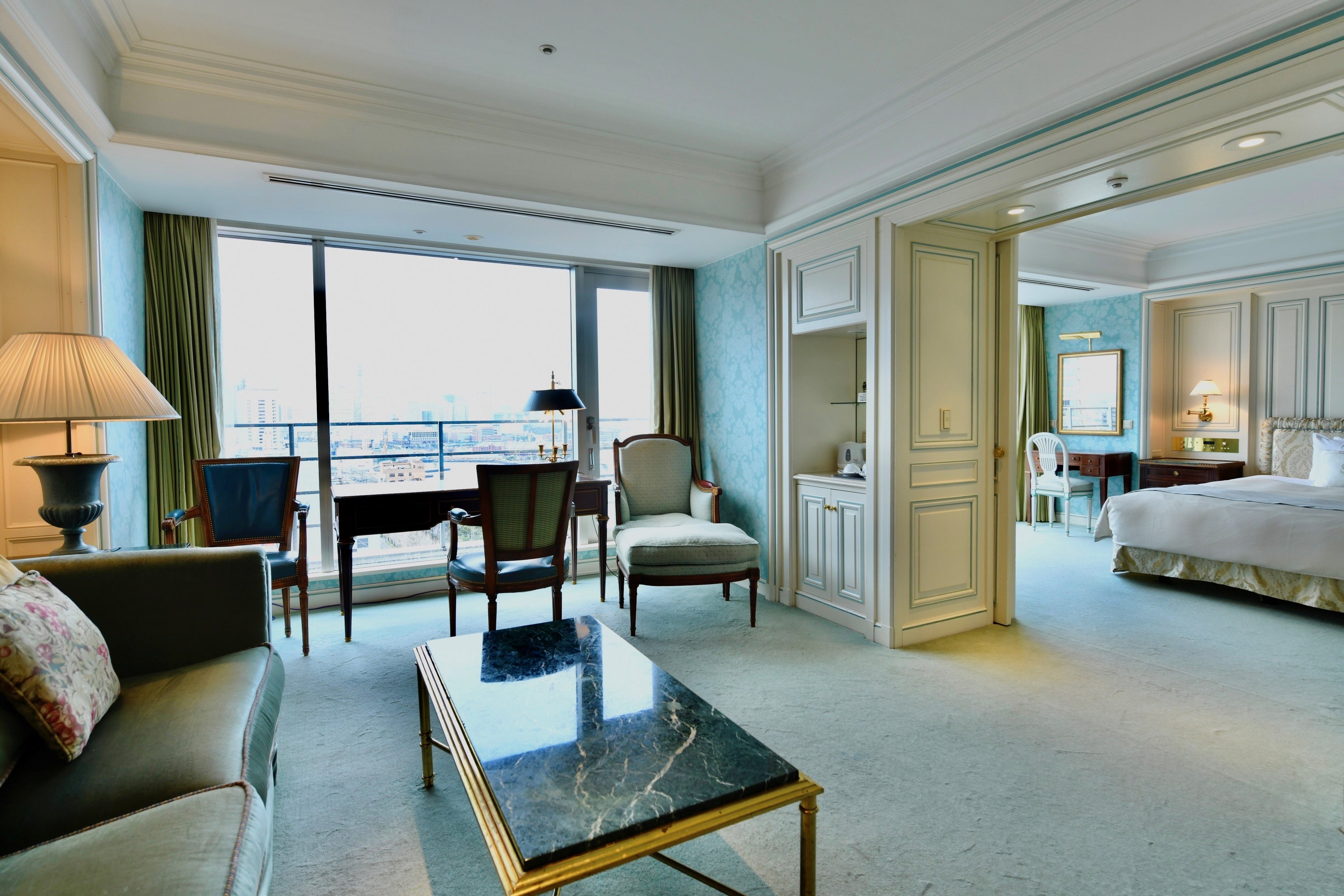 タワー館プルミエスイートルーム