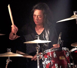 田中一光（drum）