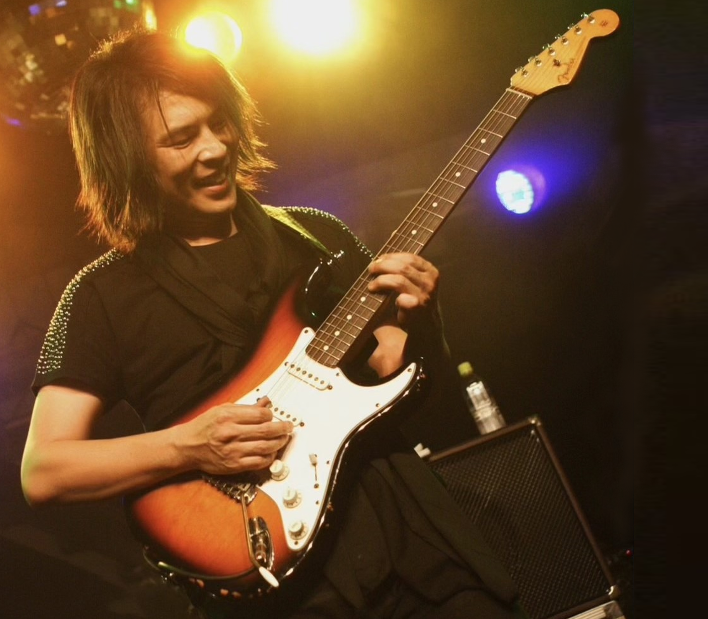 大賀好修（guitar）