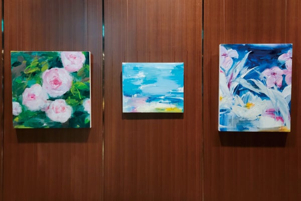 レストラン入口の新作3点