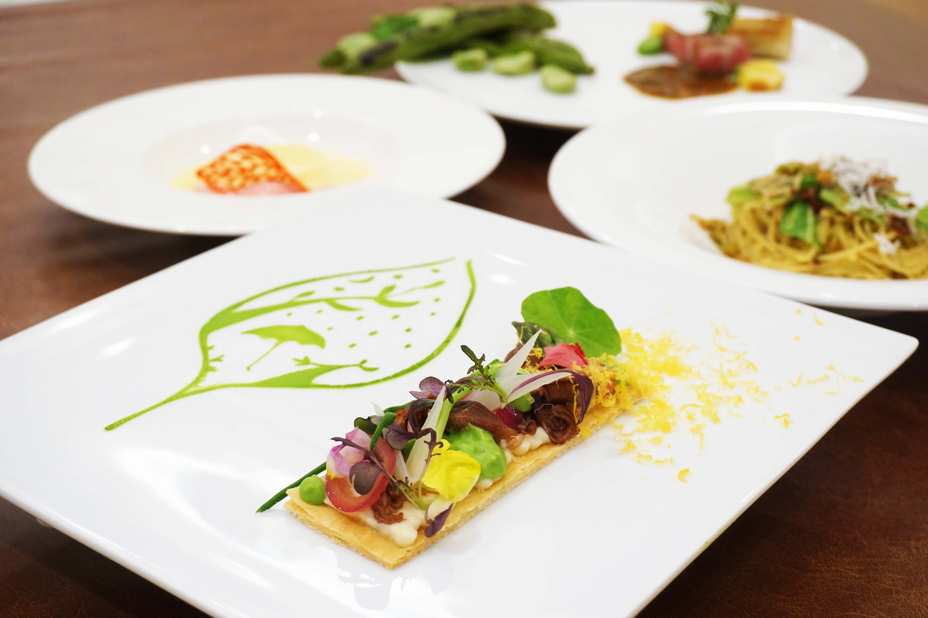 ダイニング＆バー「ジョバンニ」