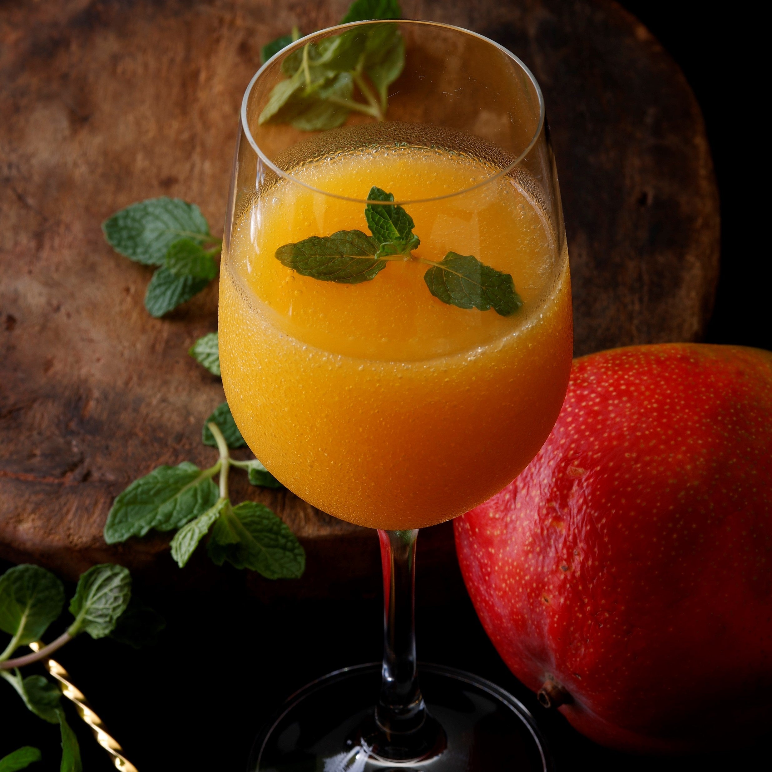 濃厚な甘さが魅力「マンゴーフローズンダイキリ」