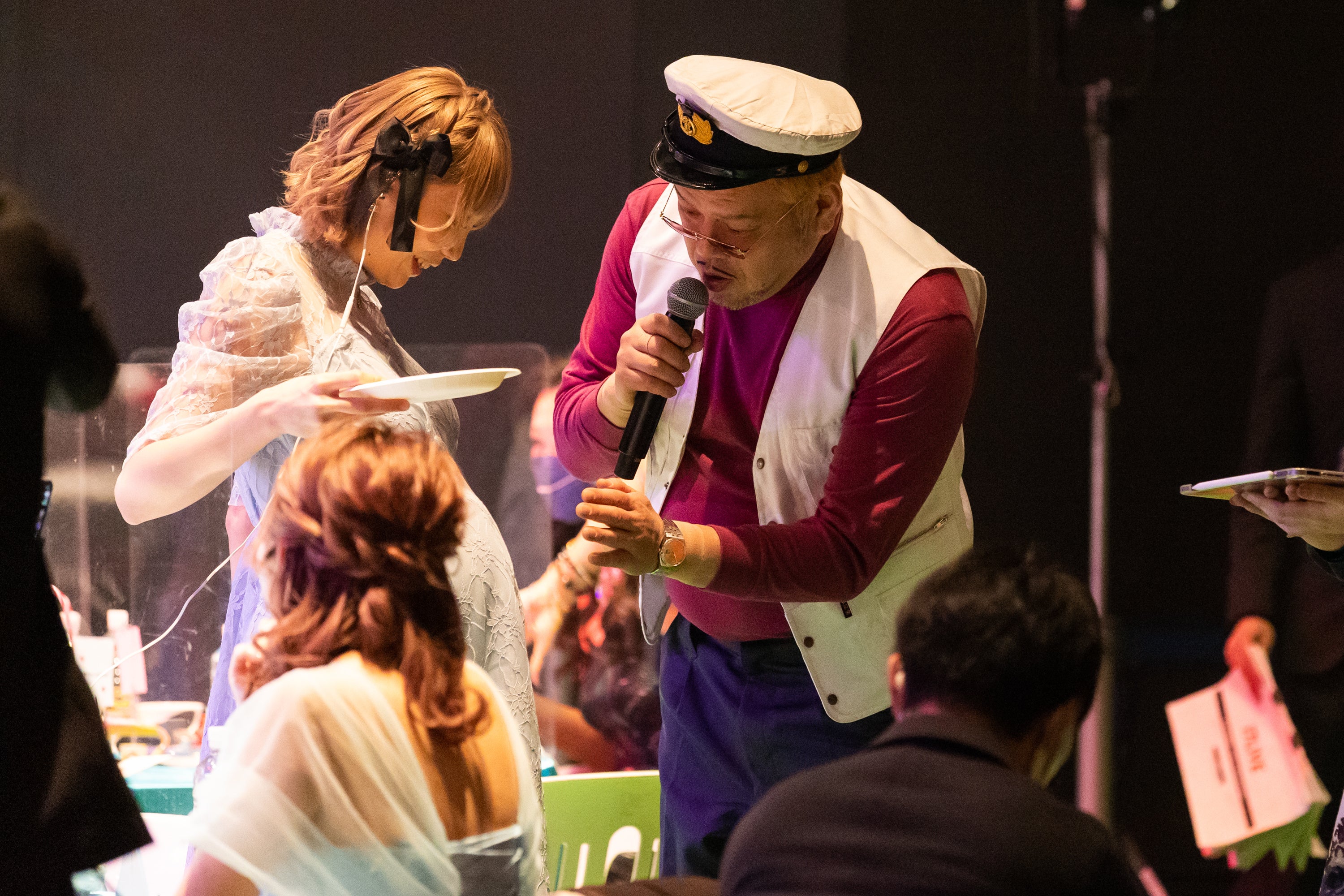 妊娠されている女性ライバーの お腹の赤ちゃんに話しかけるくっきー！さん