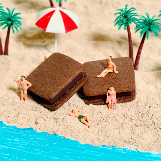 エイプリルフールの嘘が現実に!?横浜発のクラフトチョコレート専門店VANILLABEANSの都市構想「チョコ浜 都構想 ~横浜をチョコ浜に~」から新商品誕生! エイプリルフールの嘘が現実に!?横浜発のクラフトチョコレート専門店VANILLABEANSの都市構想「チョコ浜 都構想 ~横浜をチョコ浜に~」から新商品誕生!