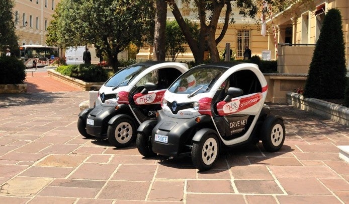 電気のシェアリング自動車Mobee  ©Mobee-Twizy