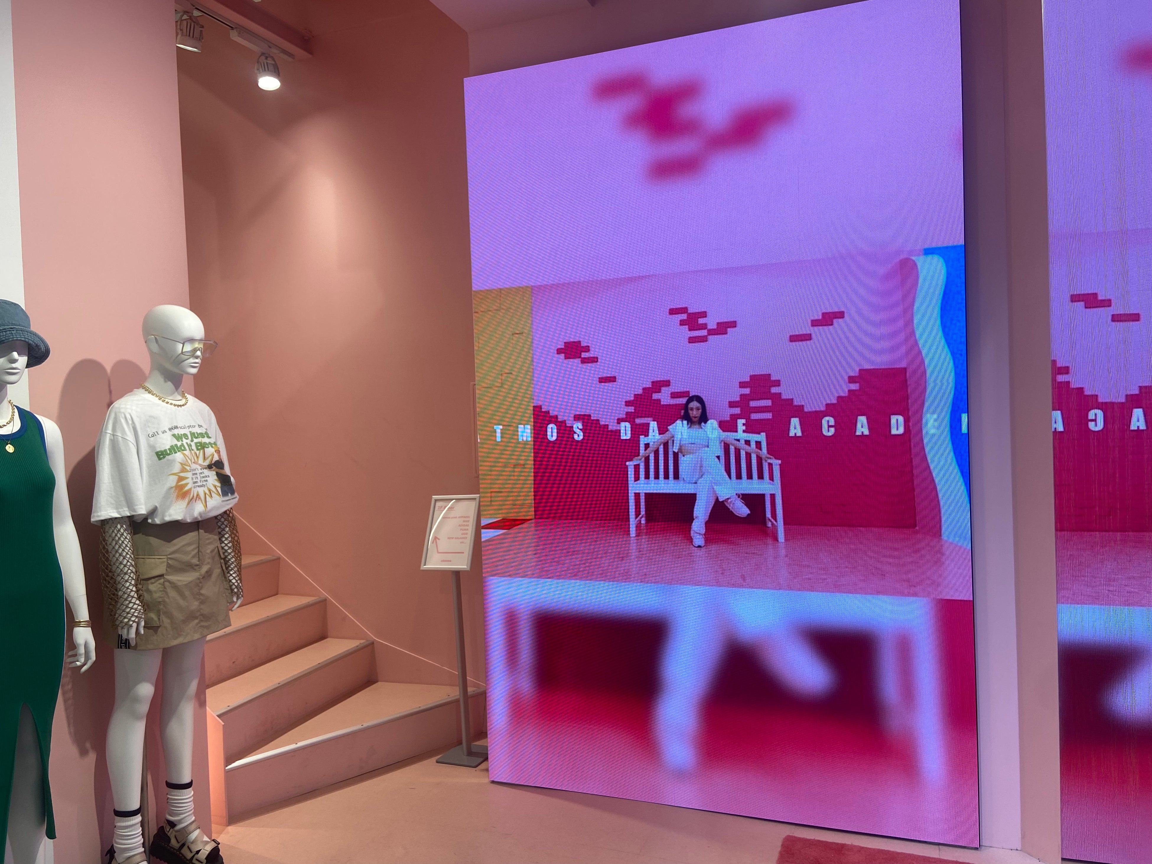 2022.2023のBEAMSとのコラボPINK HOUSE PINK HOUSE×Vermeerist BEAMS｜ピンクハウスオフィシャル