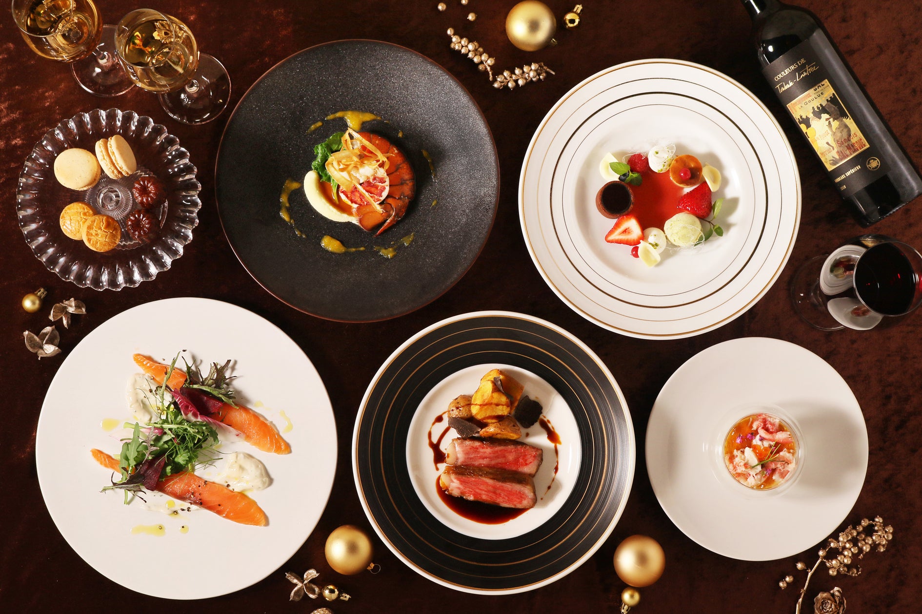 三菱一号館美術館 Café 1894 3日間限定でクリスマスディナーコースを販売