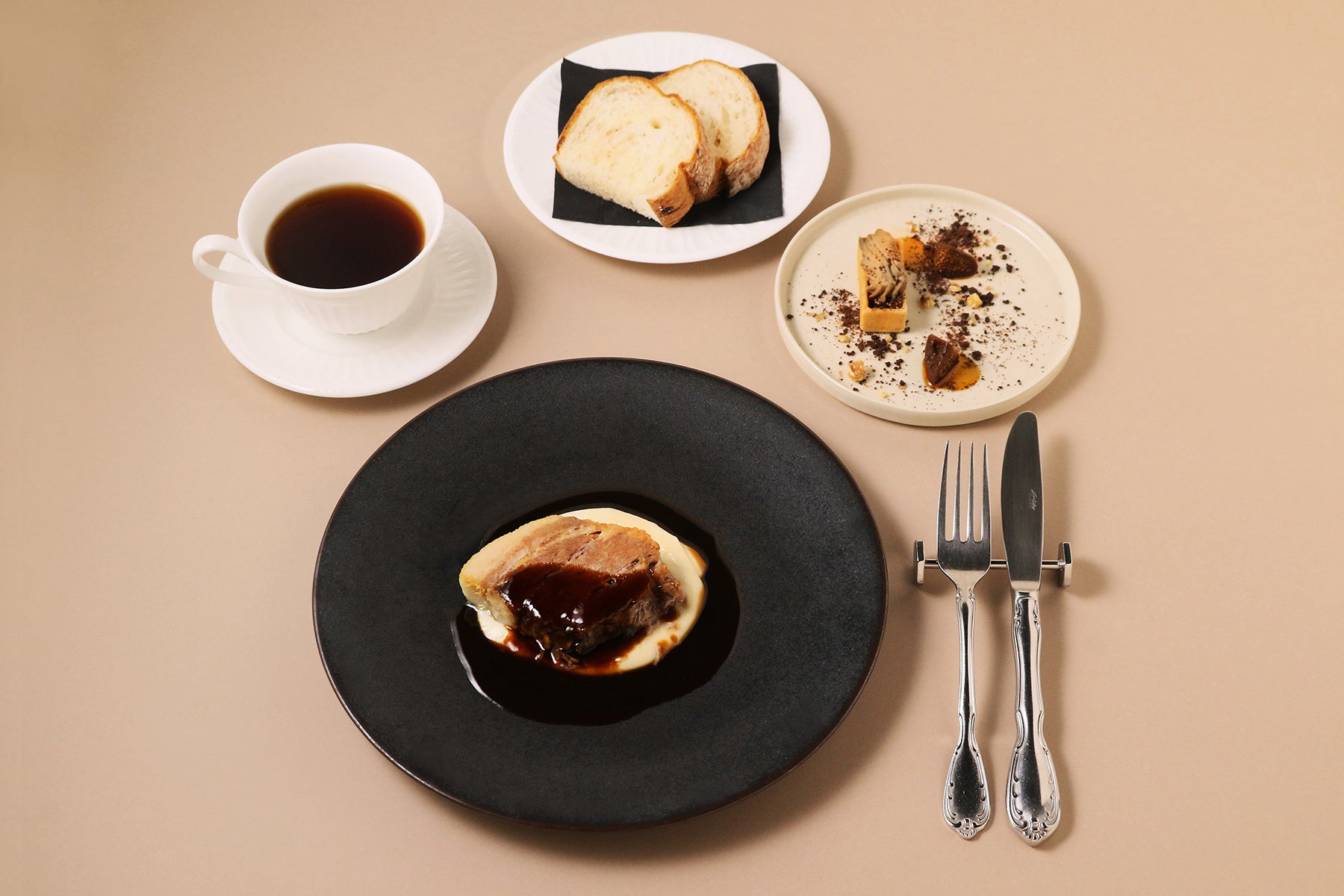 ヴァロットン展タイアップランチ：NOIR ET BLANC　税込2,420円 