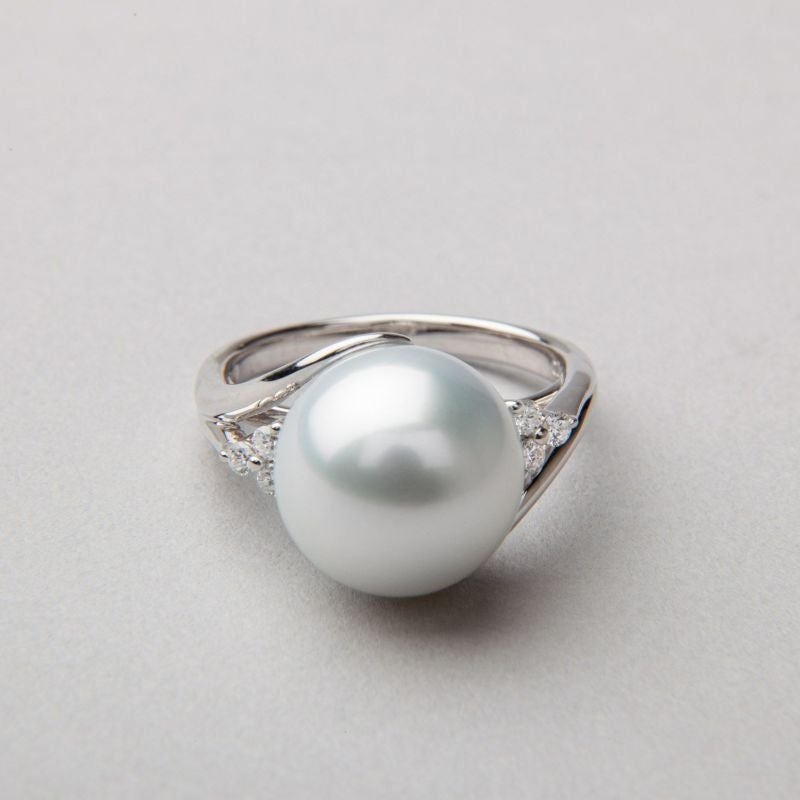 南洋白蝶真珠 リング 12.0mm PT900 -Aurora Venus- ¥ 210,100 税込  ※特別価格