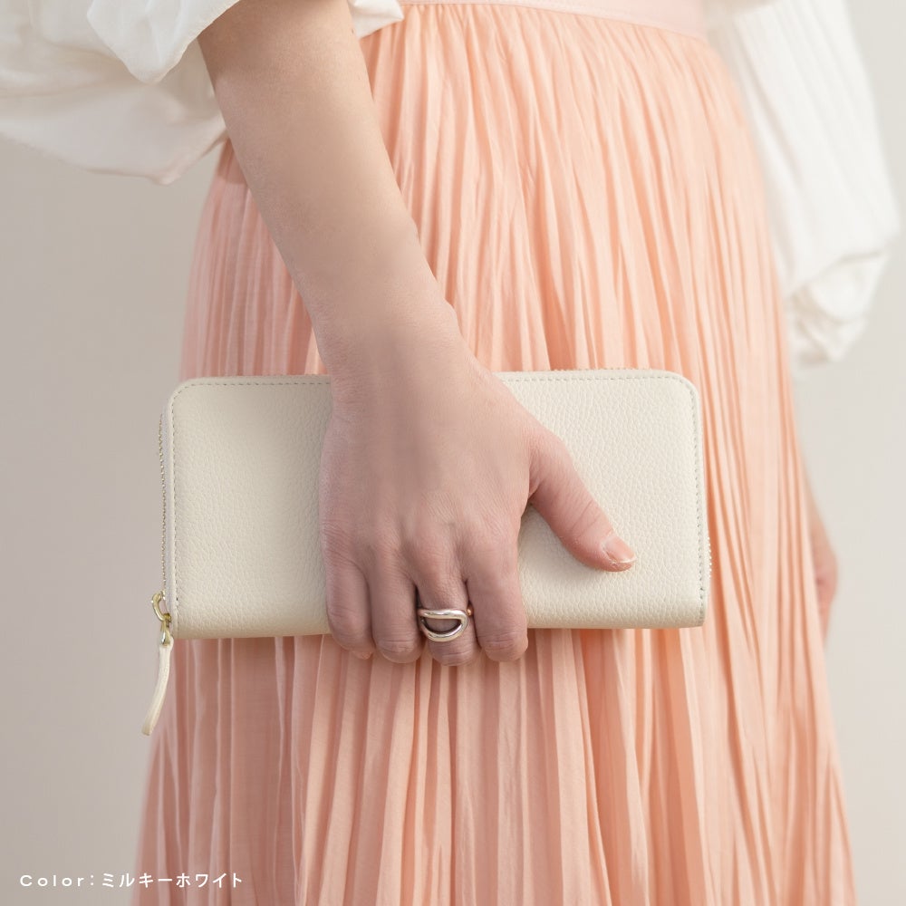 魔法の収納ウォレット『ミルキーホワイト』
