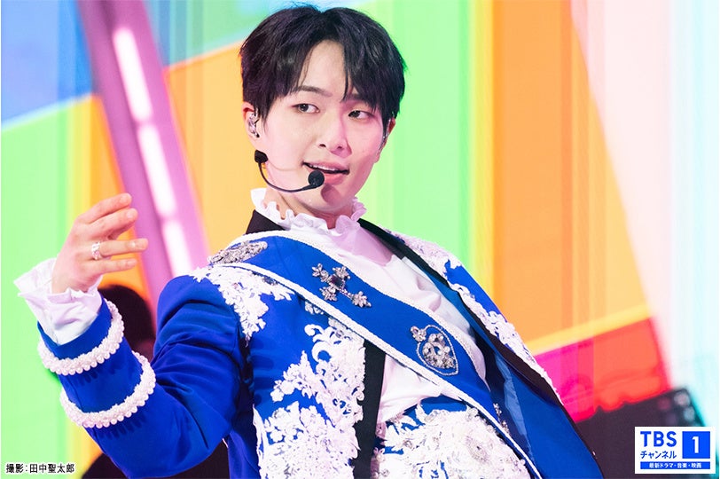 Shinee オニュ Fc限定版 Goes Life On 可愛いクリスマスツリーやギフトが Life