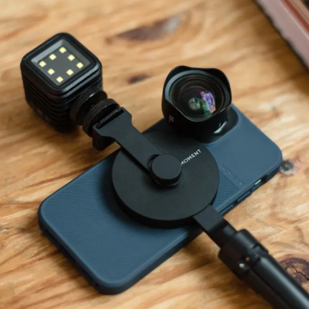 スマホアクセサリー Moment Lens Amazon.co.jp: Moment Lens Mount for Smartphone : Electronics