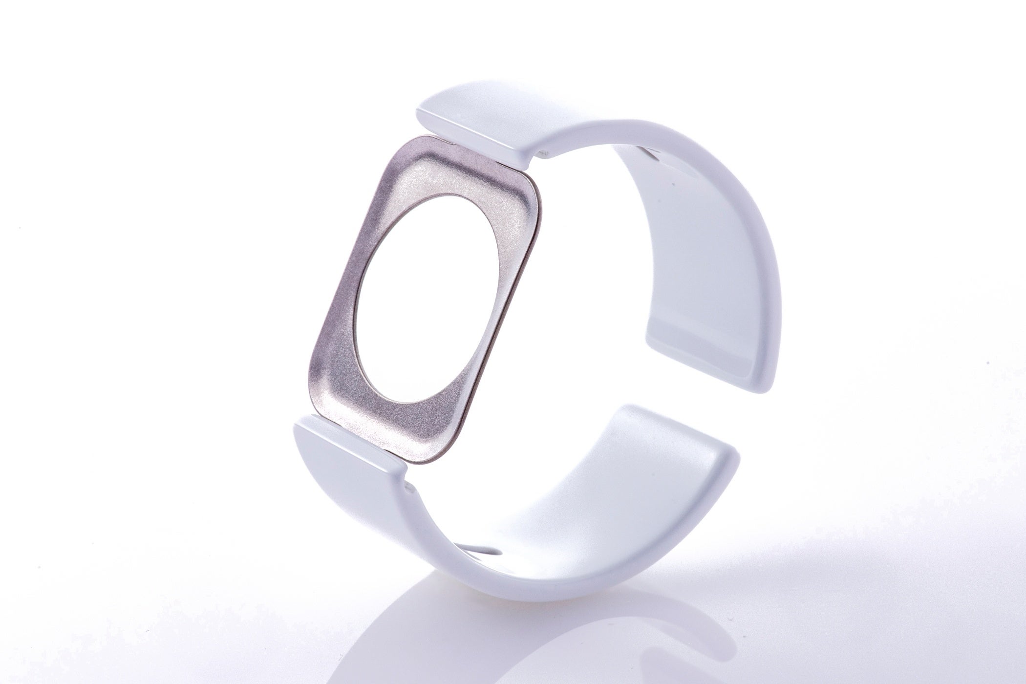 スーパーホワイト