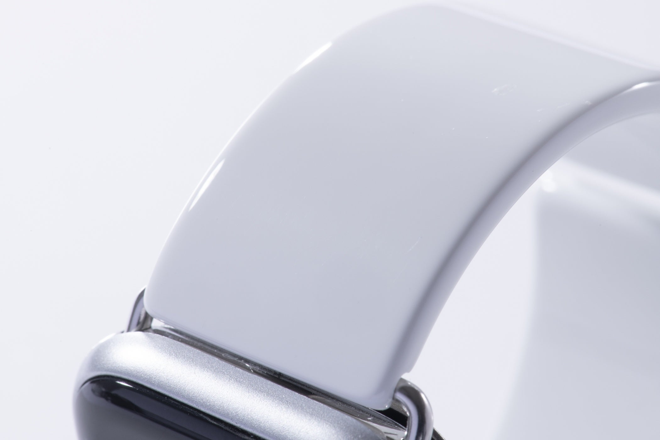 スーパーホワイト