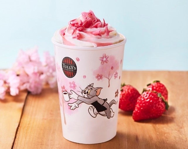 「トムとジェリー　桜舞う苺カフェラテ」(HOT／ICED)Tallサイズのみ：630円（税込693円）