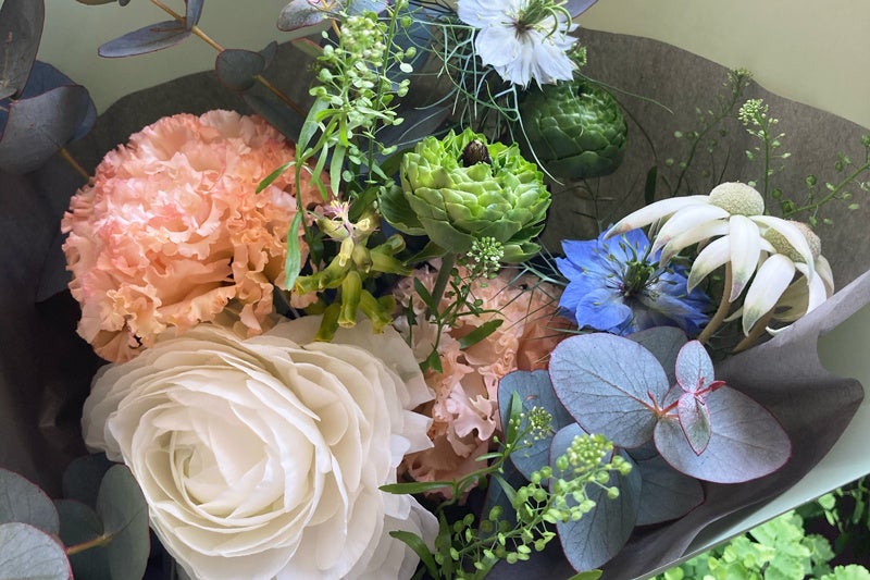 お花は長野県産のものを中心にお届けします（画像はイメージです）