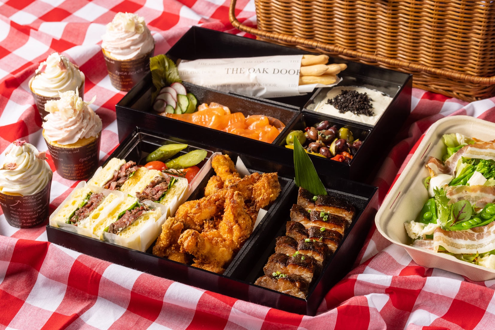 オーク ドア 「ピク肉 テイクアウトセット」