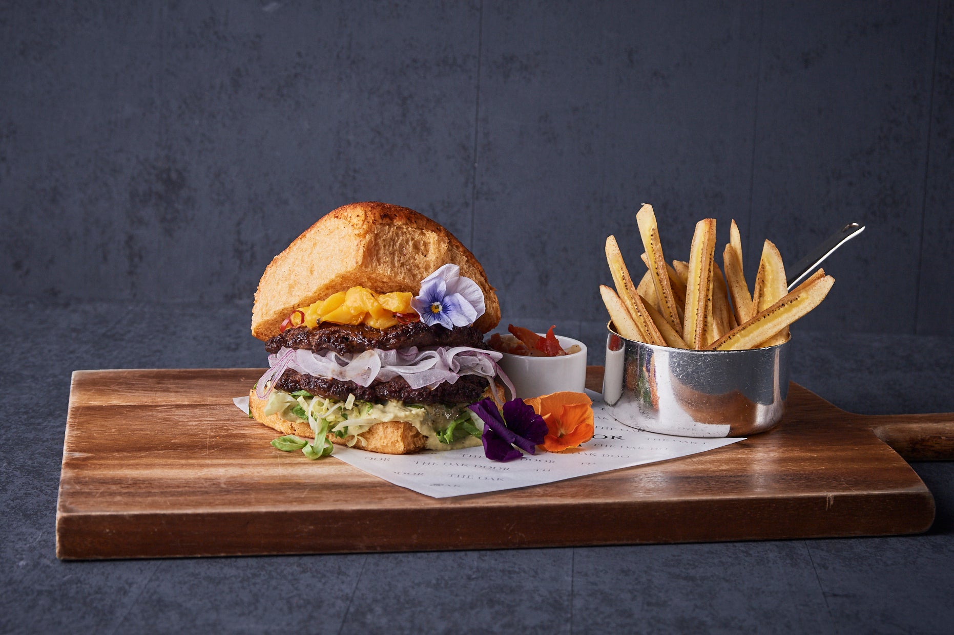 オーク ドア「カリビアン スマッシュバーガー」