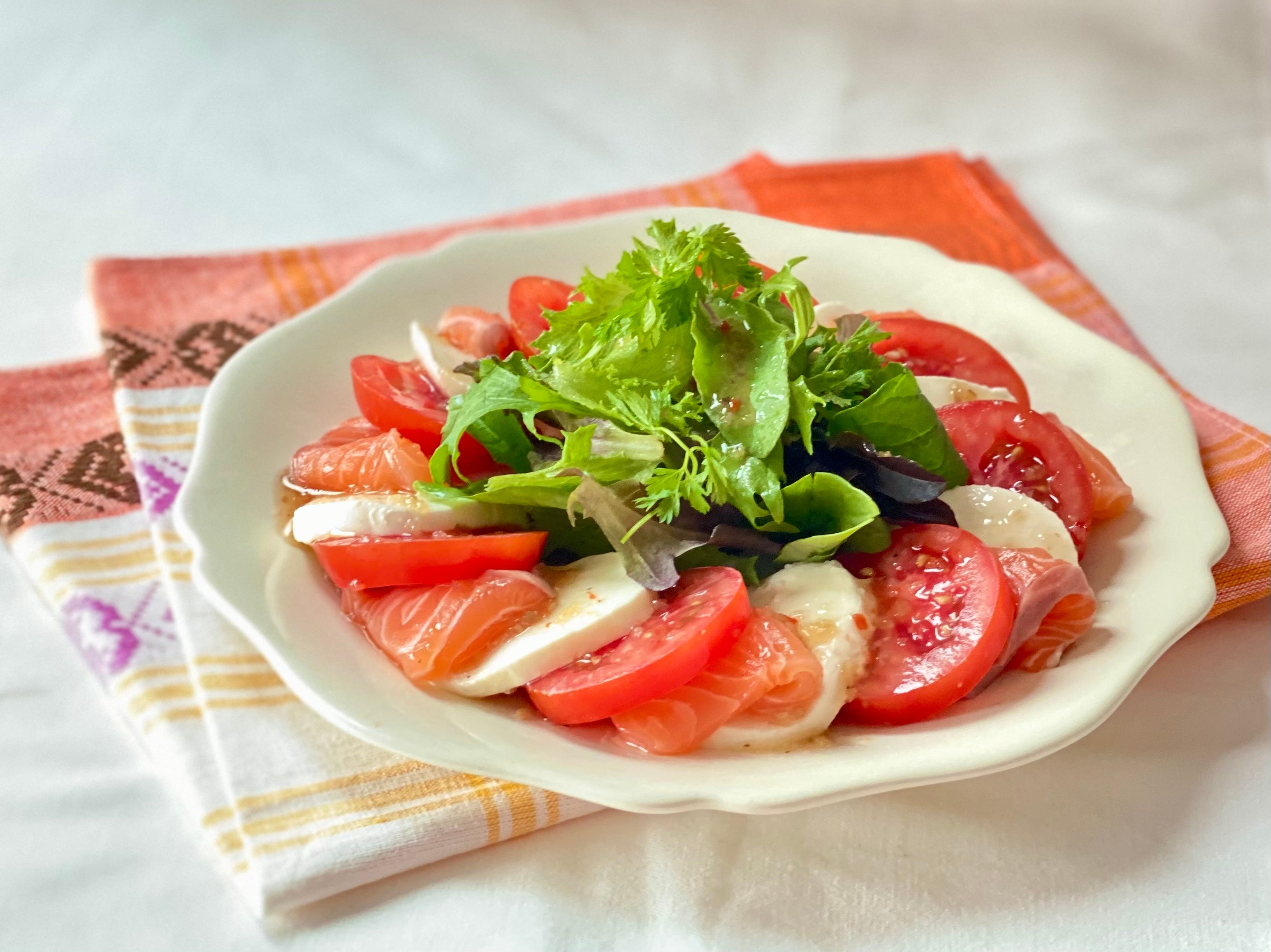 サーモンのカプレーゼ