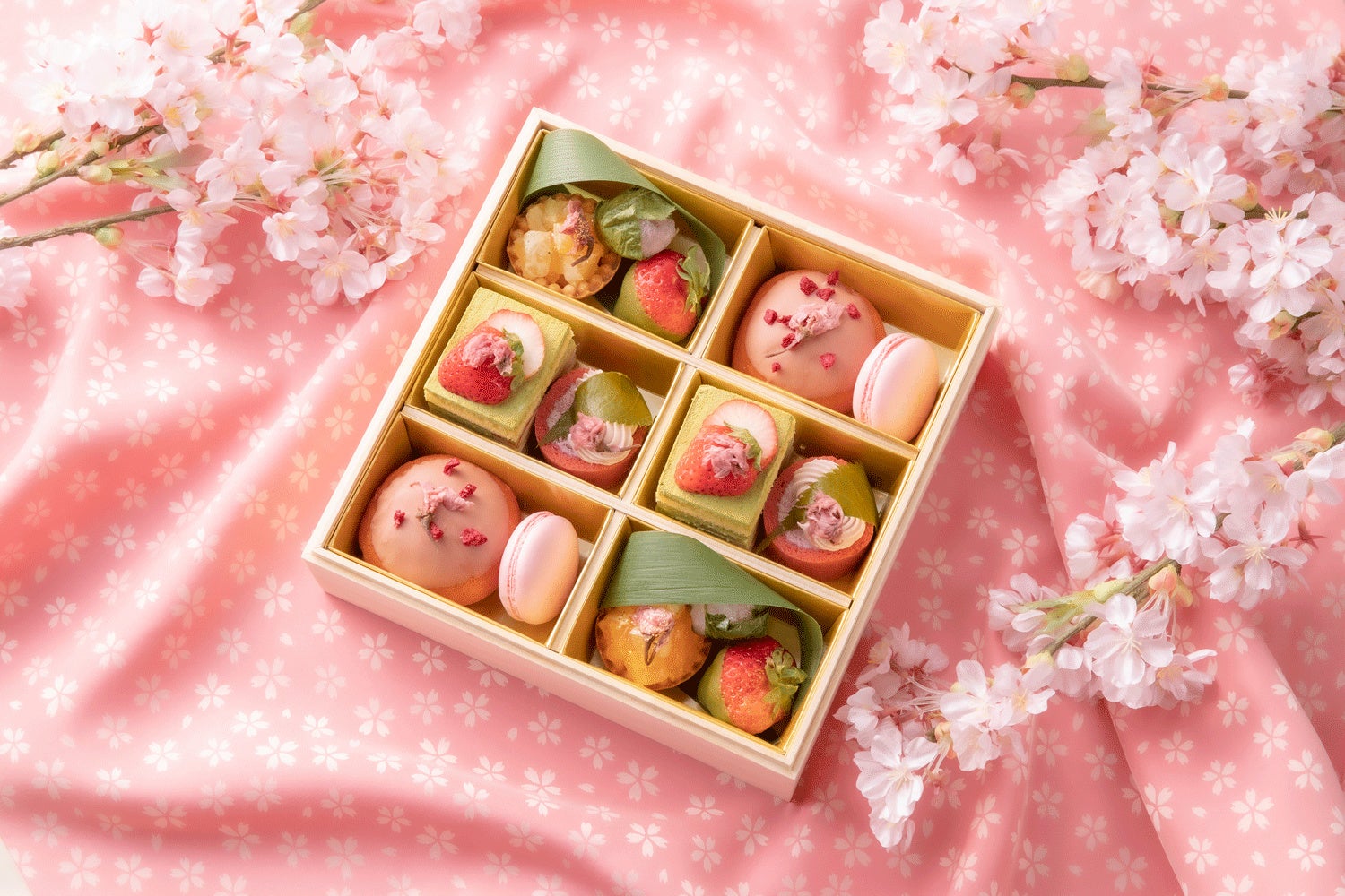 期間限定 お花見スイーツボックス の予約販売をスタート インターコンチネンタルホテル大阪のプレスリリース 期間限定 お花見スイーツボックス の予約販売をスタート インターコンチネンタルホテル大阪のプレスリリース