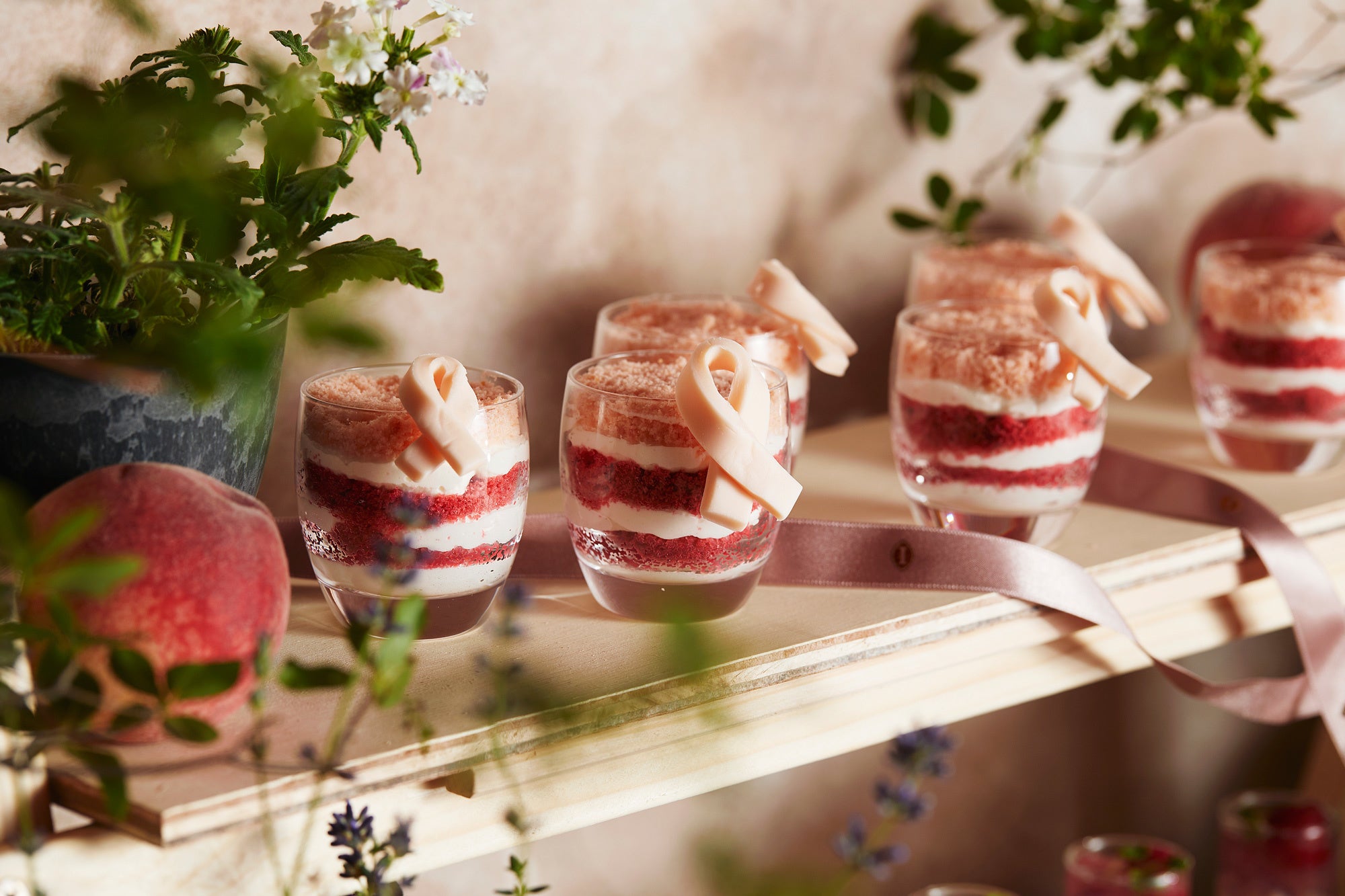 写真：ピーチスイーツブッフェイメージ（NOKA Roast & Grill）