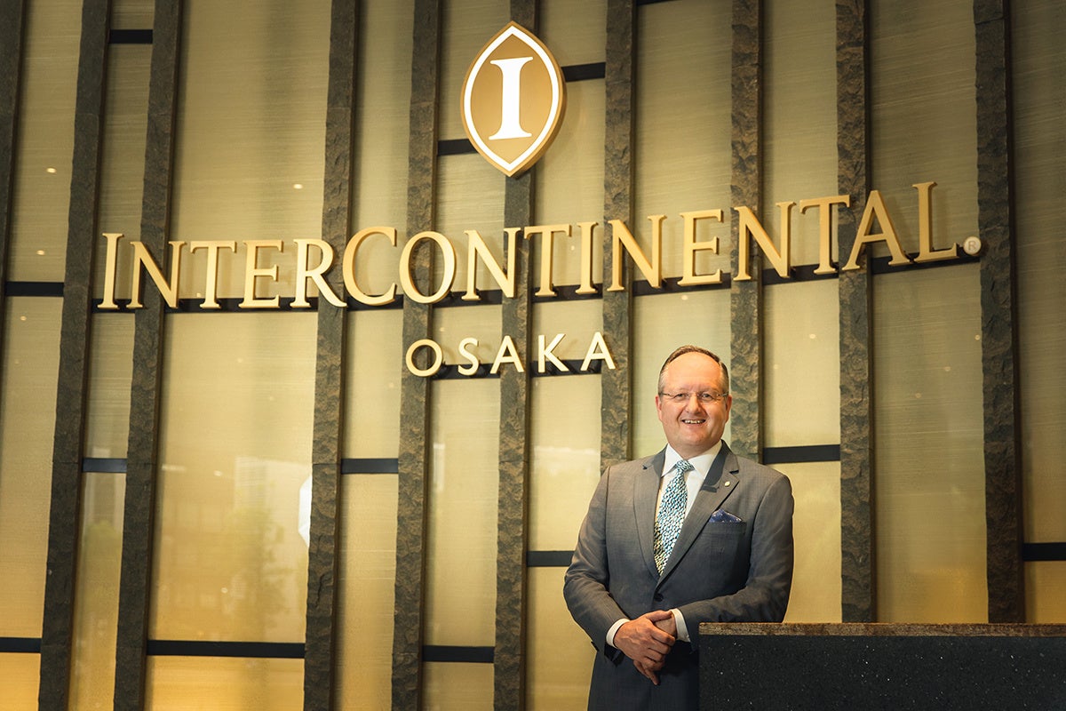 総支配人アレックス・ポーティアス